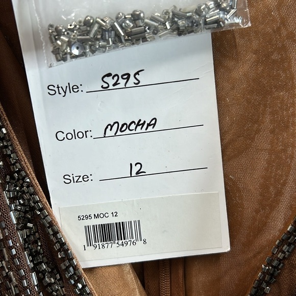 Mac Duggal 5295 NWT BEADED LONG SLEEVE WRAP OVER MIDI DRESS - Picture 9 of 16